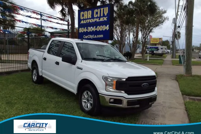 2019 Ram 1500 Classic SLT photo 1