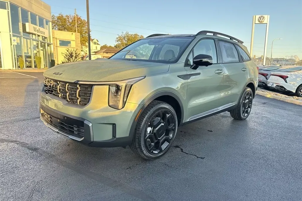 2025 Kia Sorento X-Line SX photo 1