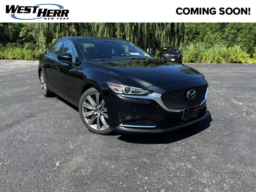 2018 Mazda Mazda6 Signature photo 1