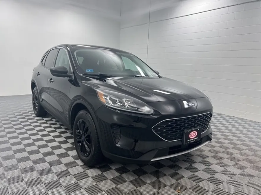 2022 Ford Escape SE photo 1