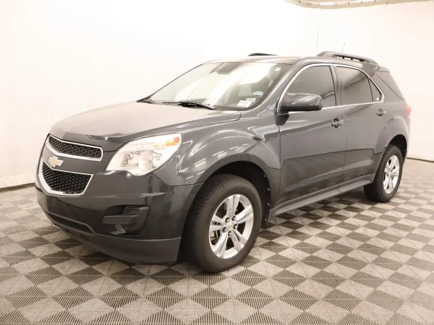 2012 Chevrolet Equinox LT photo 1