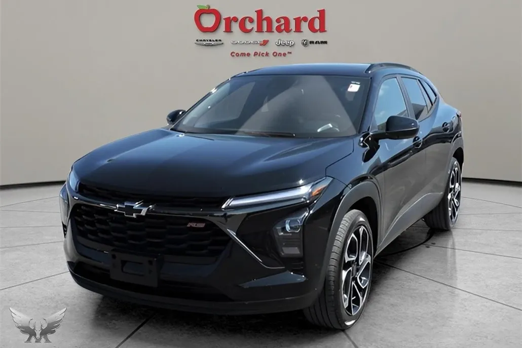 2024 Chevrolet Trax photo 1