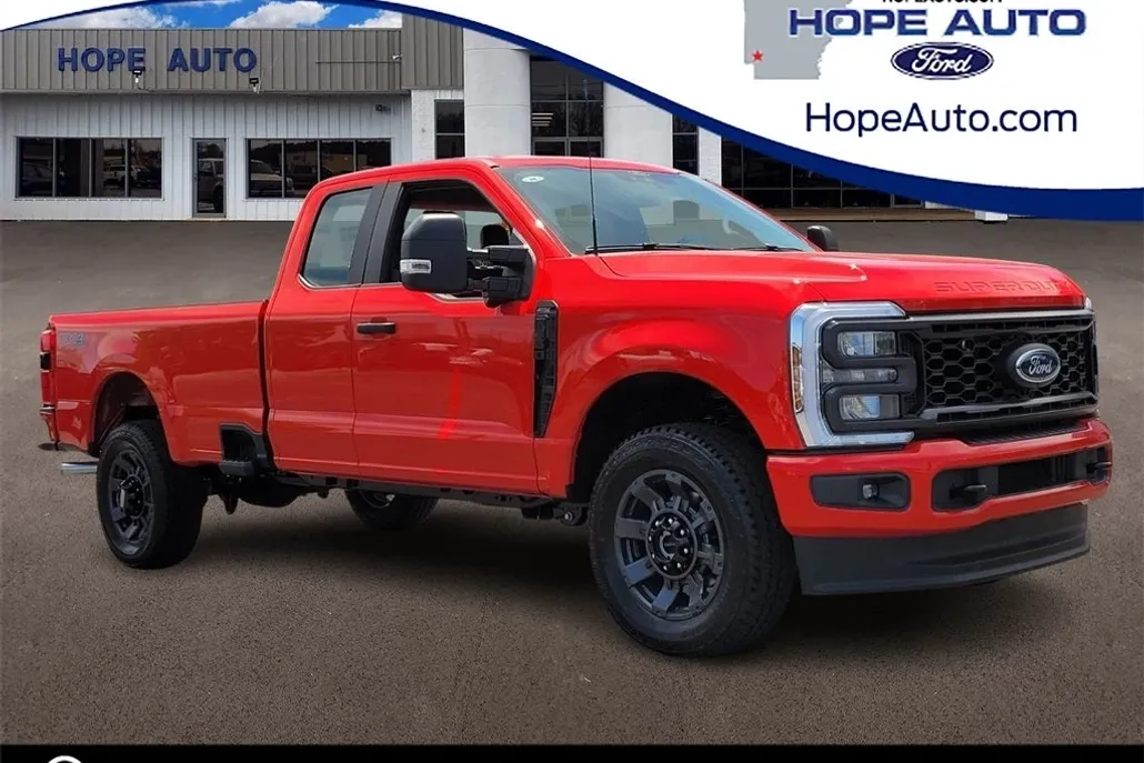 2025 Ford F-350 photo 1