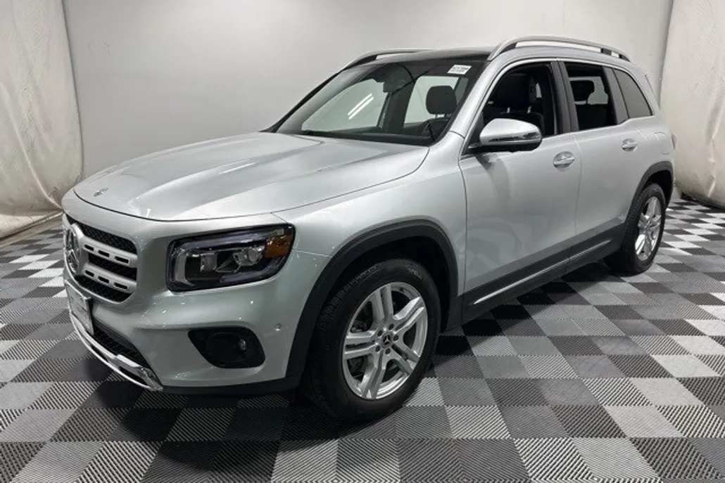 2020 Mercedes Benz GLB 250 photo 1