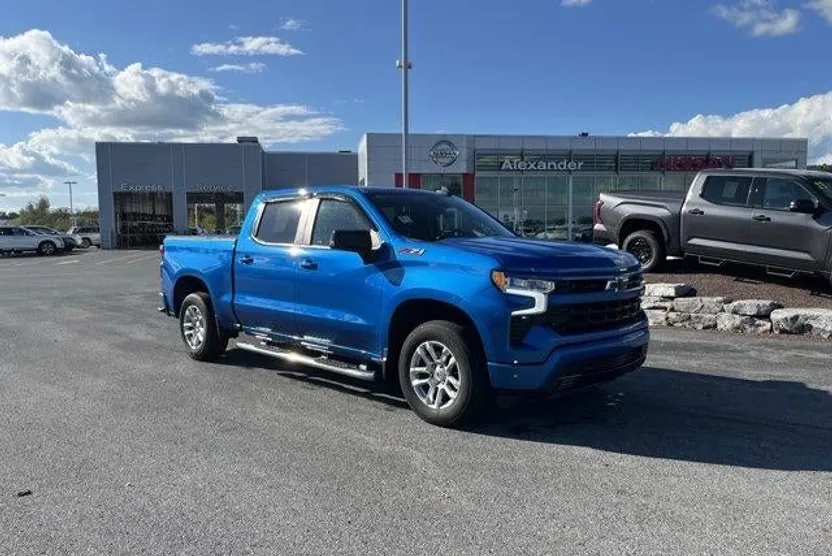 2022 Chevrolet Silverado 1500 RST photo 1