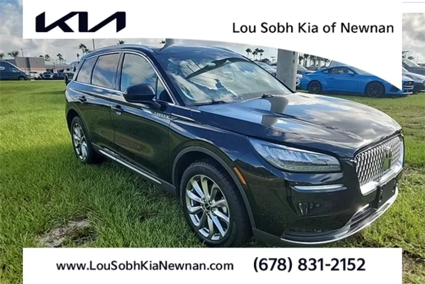 2022 Lincoln Corsair Standard photo 1