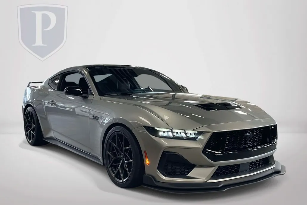 2024 Ford Mustang GT Premium photo 1