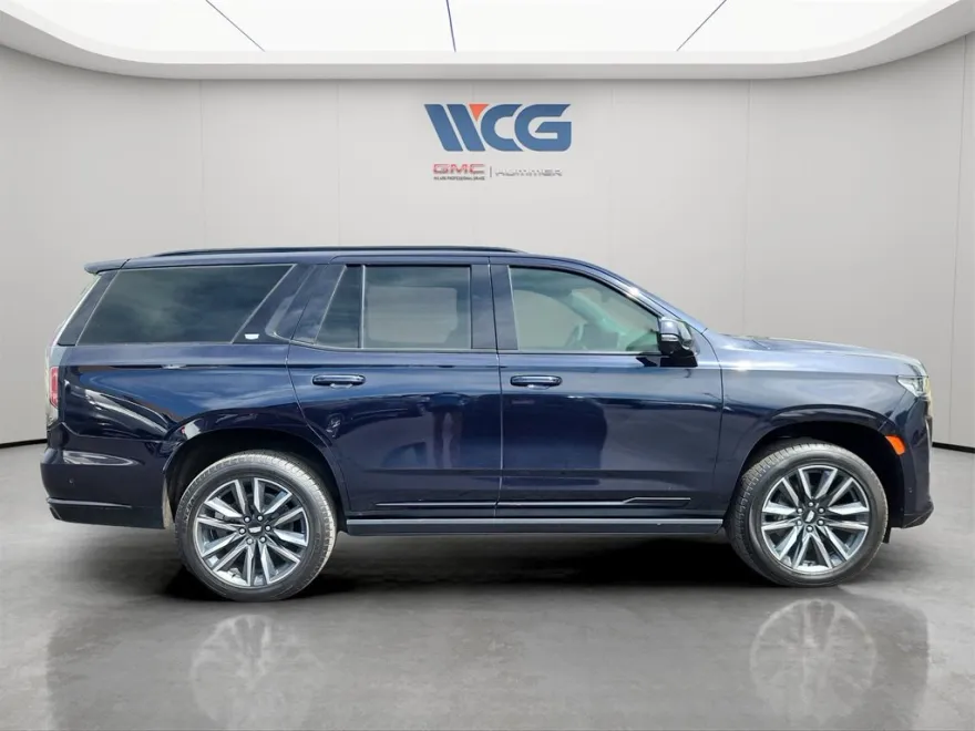 2021 Cadillac Escalade Sport Platinum photo 1