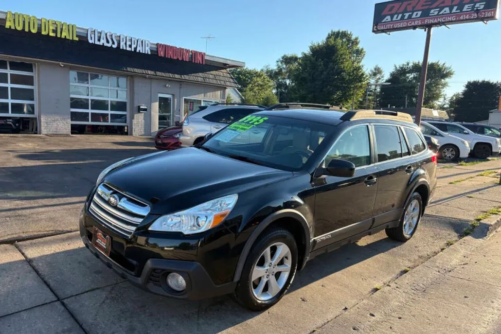 2014 Subaru Outback 2.5i Premium photo 1