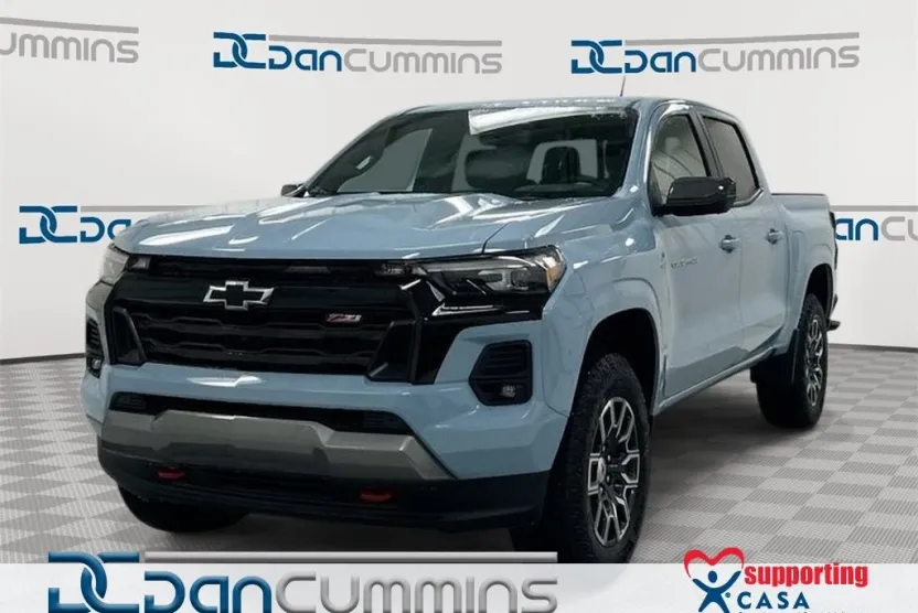 2025 Chevrolet Colorado Z71 photo 1