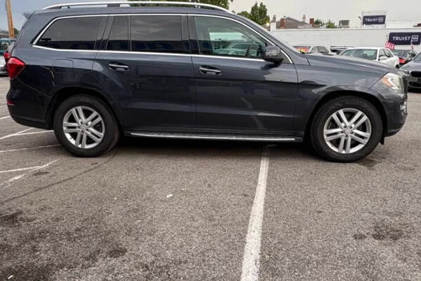 2013 Mercedes Benz GL 450 photo 1