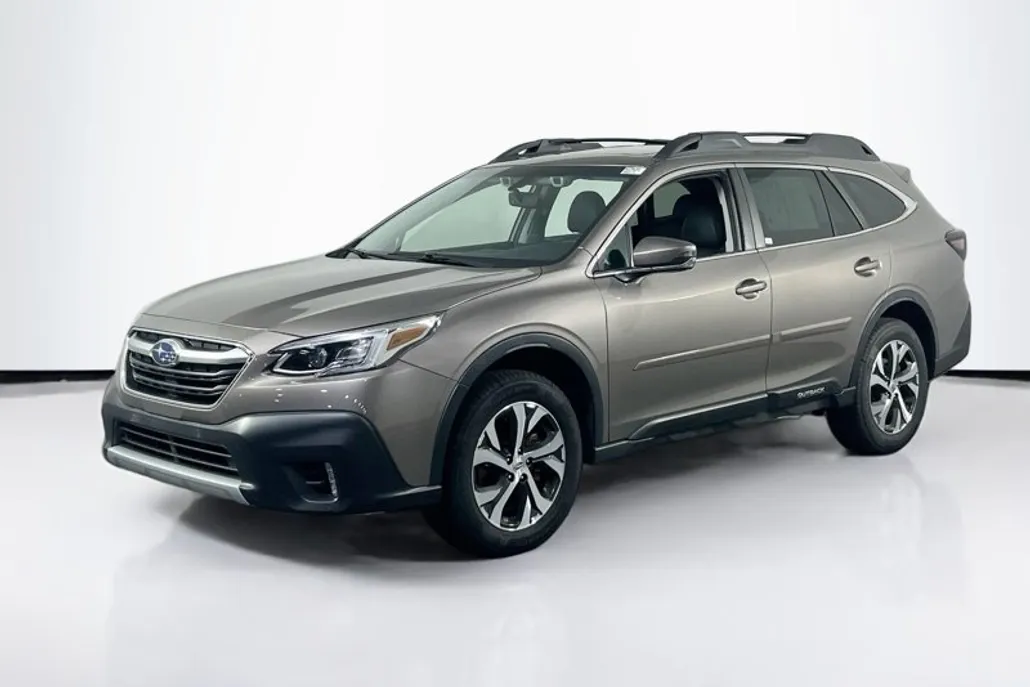 2022 Subaru Outback Limited photo 1