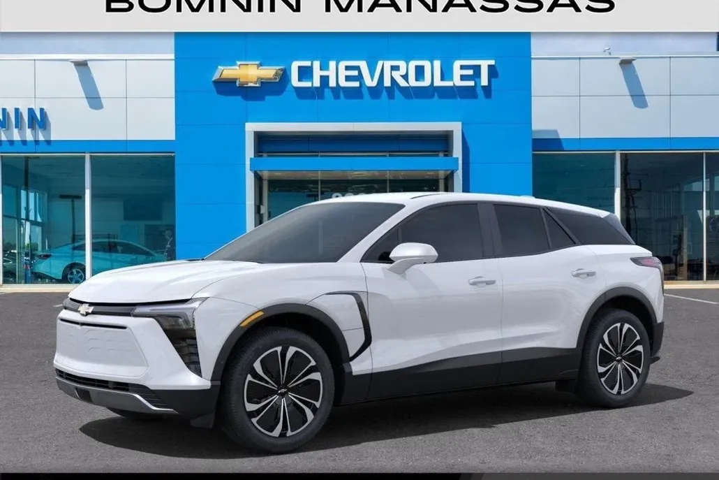 2025 Chevrolet Blazer EV photo 1
