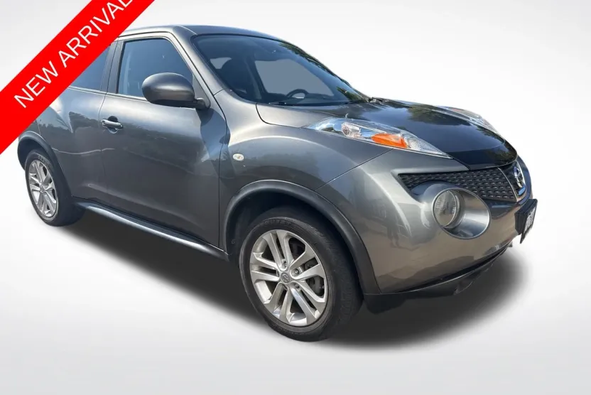 2011 Nissan Juke SL photo 1