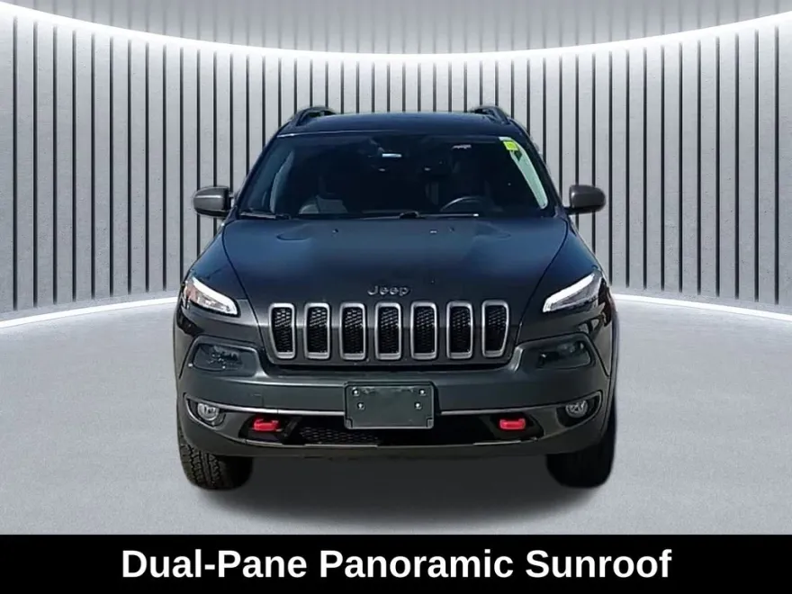 2016 Jeep Cherokee Trailhawk photo 1