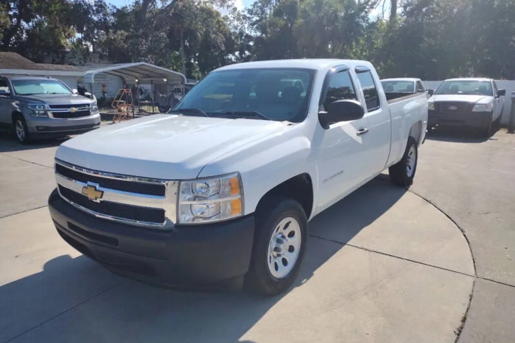 2009 Chevrolet Silverado 1500 Work Truck photo 1