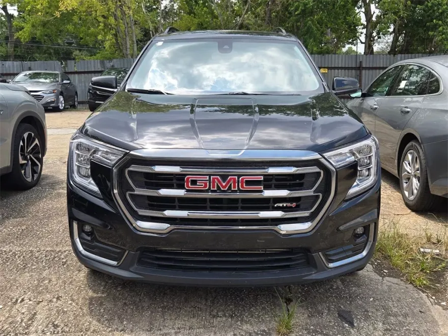 2023 Gmc Terrain AT4 photo 1