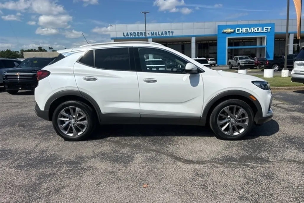 2023 Buick Encore GX Essence photo 1