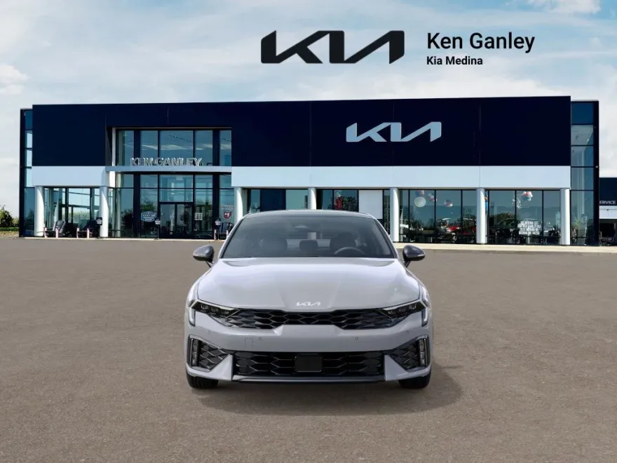 2026 Kia K5 GT-Line photo 1