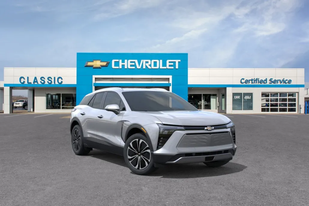 2025 Chevrolet Blazer EV photo 1