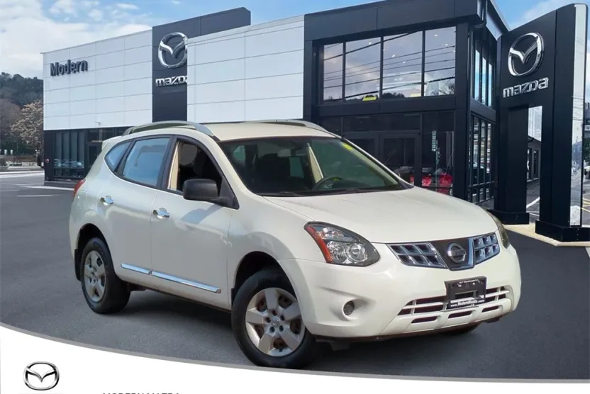 2014 Nissan Rogue Select S photo 1