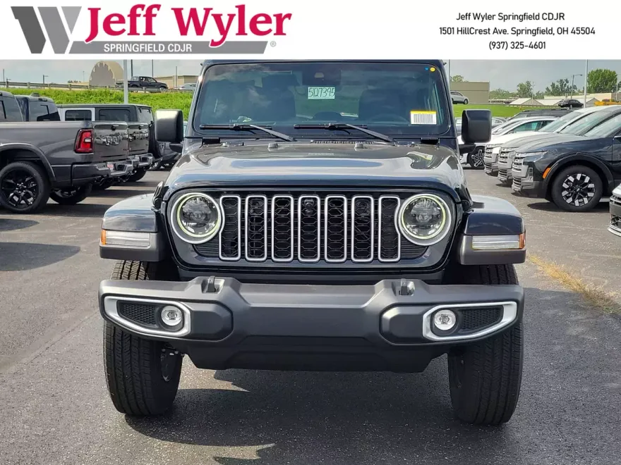 2025 Jeep Wrangler Sahara photo 1