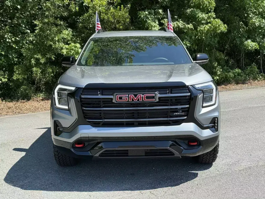 2026 Gmc Terrain AT4 photo 1