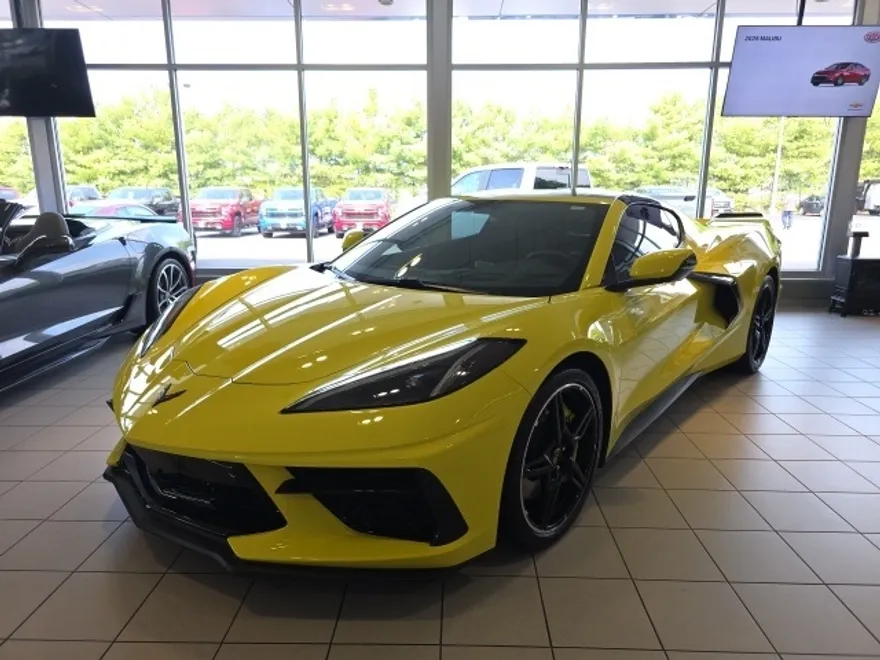 2020 Chevrolet Corvette Stingray 2LT photo 1