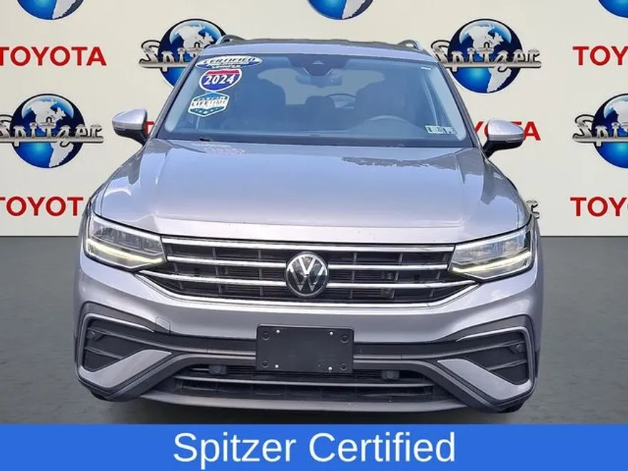 2024 Volkswagen Tiguan SE Wolfsburg Edition photo 1