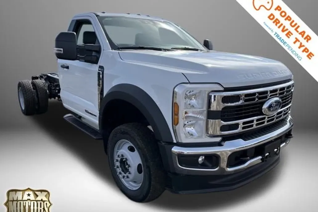 2024 Ford F-550 XL photo 1