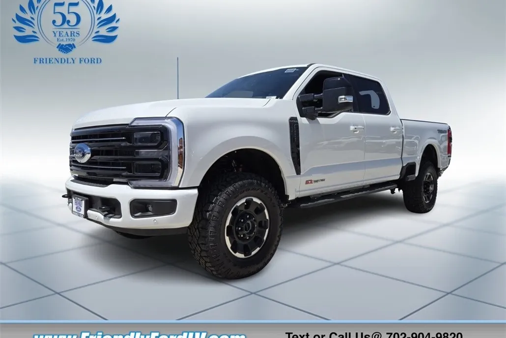 2025 Ford F-250 Platinum photo 1