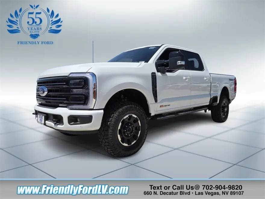 2025 Ford F-250 Platinum photo 1