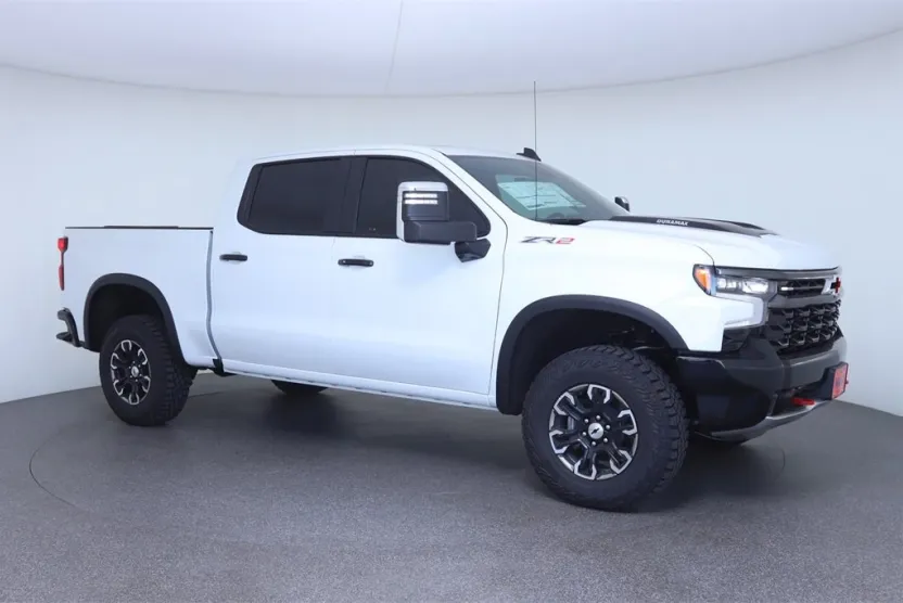 2024 Chevrolet Silverado 1500 photo 1
