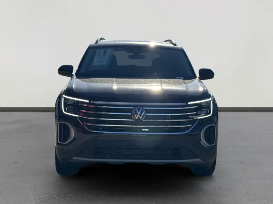 2026 Volkswagen Atlas SE Technology photo 1