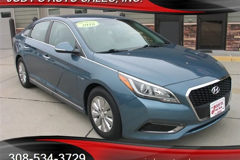 2016 Hyundai Sonata Hybrid SE photo 1