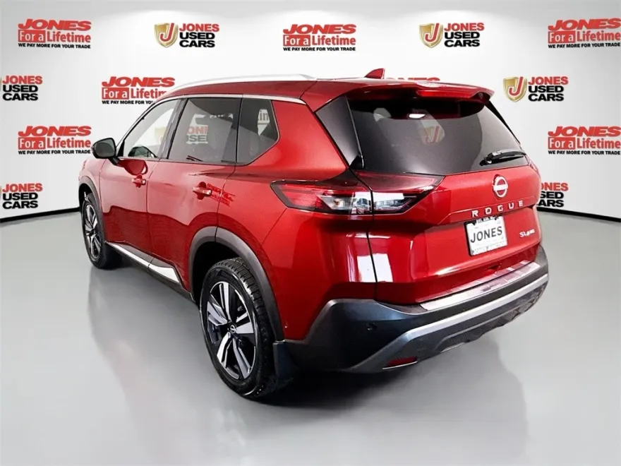 2023 Nissan Rogue SL photo 1