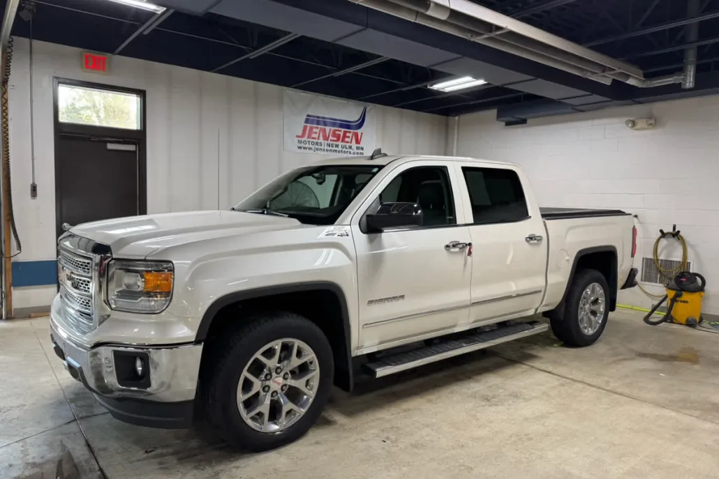2015 Gmc Sierra 1500 SLT photo 1