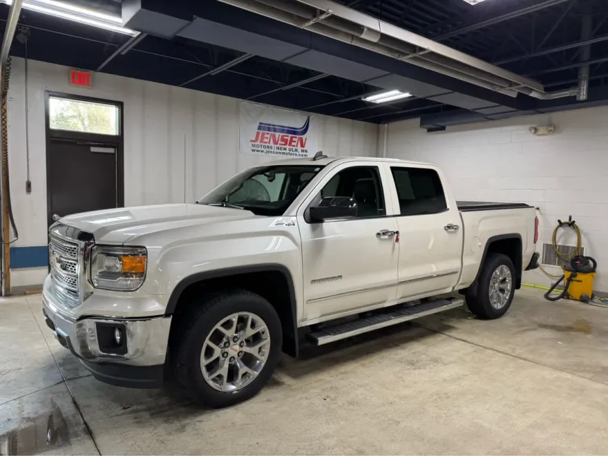 2015 Gmc Sierra 1500 SLT photo 1