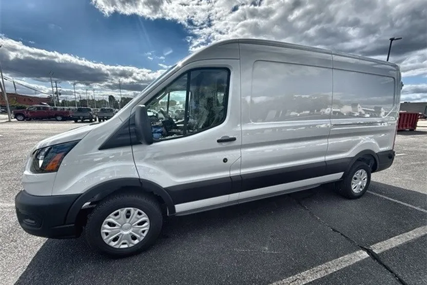 2025 Ford Transit photo 1