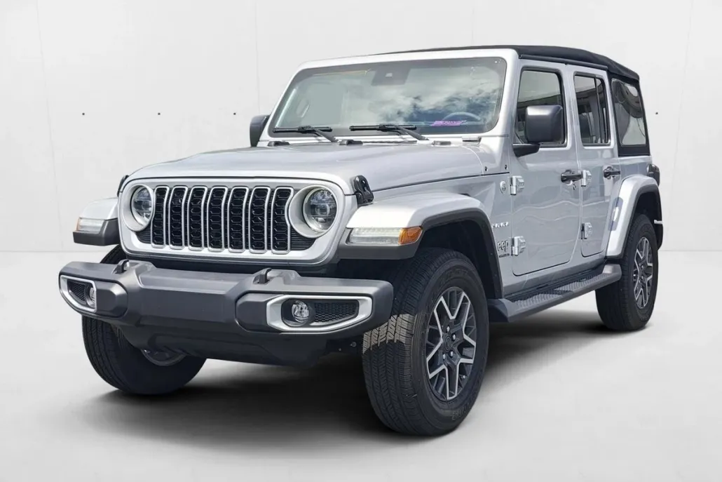 2024 Jeep Wrangler Sahara Sport photo 1