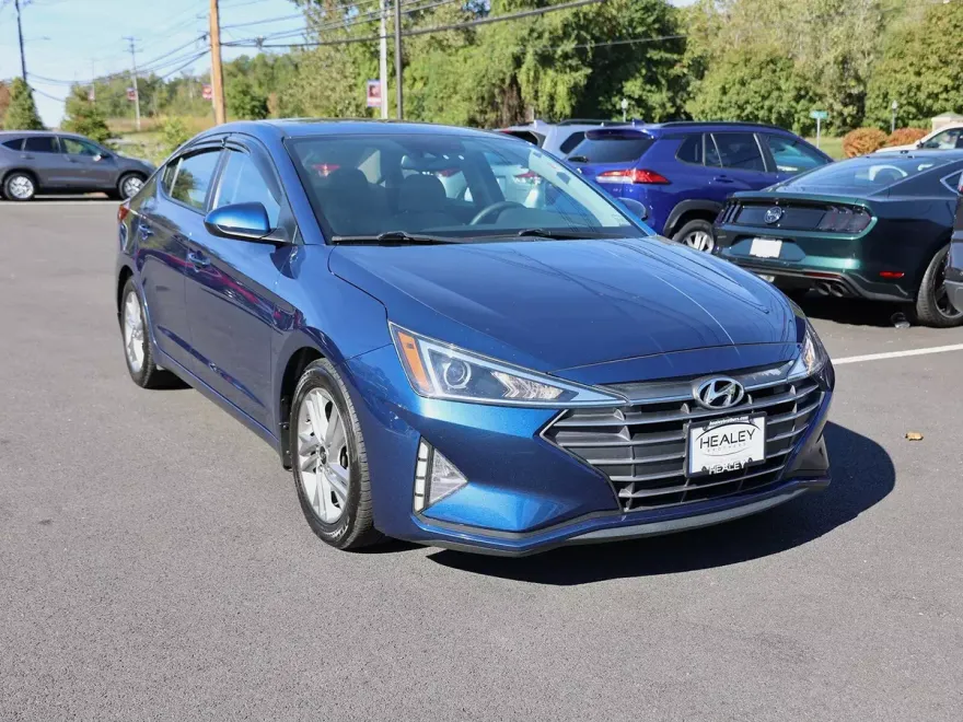 2020 Hyundai Elantra Value Edition photo 1