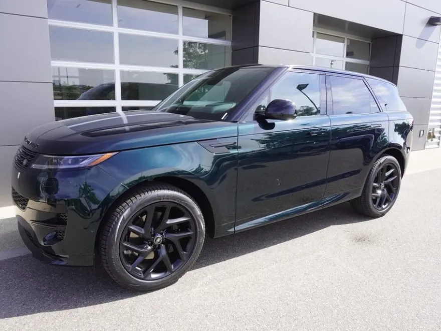 2025 Land Rover Range Rover Sport SE photo 1