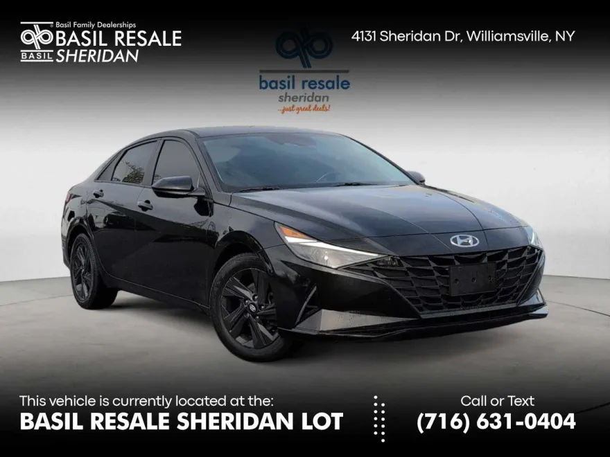 2021 Hyundai Elantra SEL photo 1