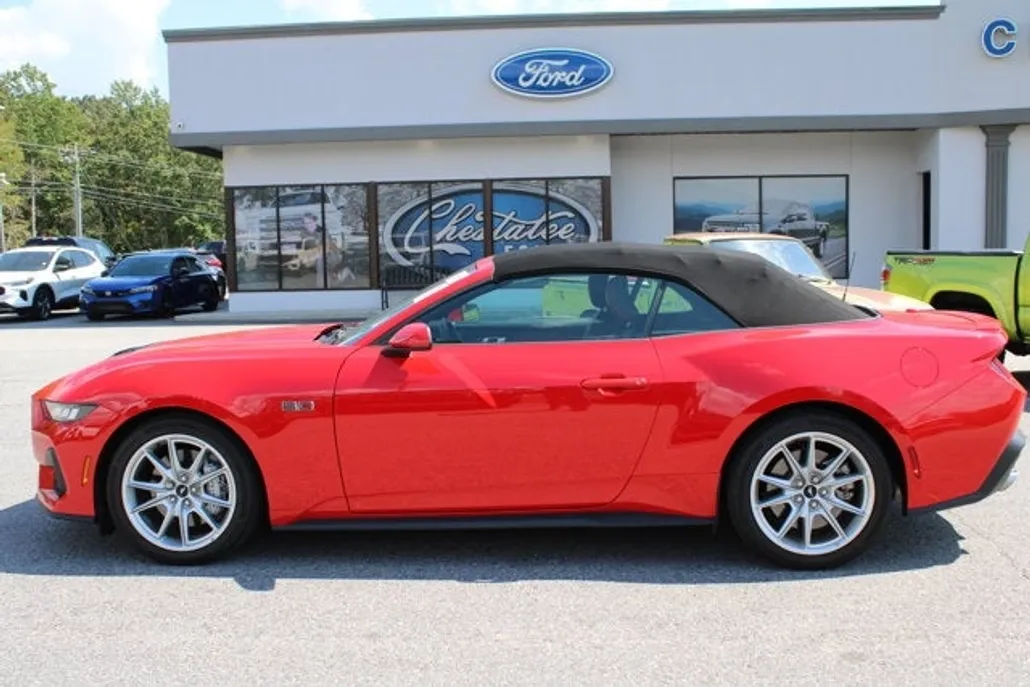 2024 Ford Mustang GT Premium photo 1