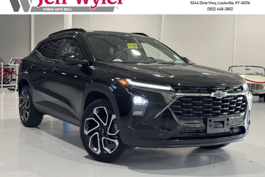 2025 Chevrolet Trax photo 1