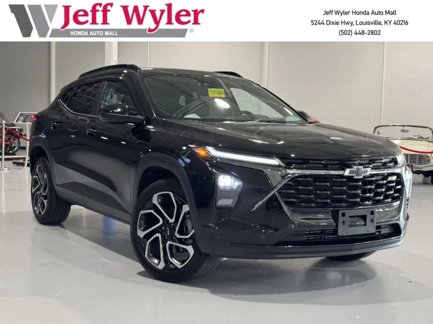 2025 Chevrolet Trax photo 1