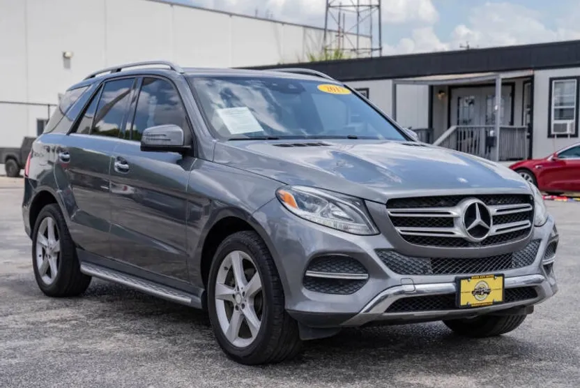2017 Mercedes Benz GLE 350 photo 1