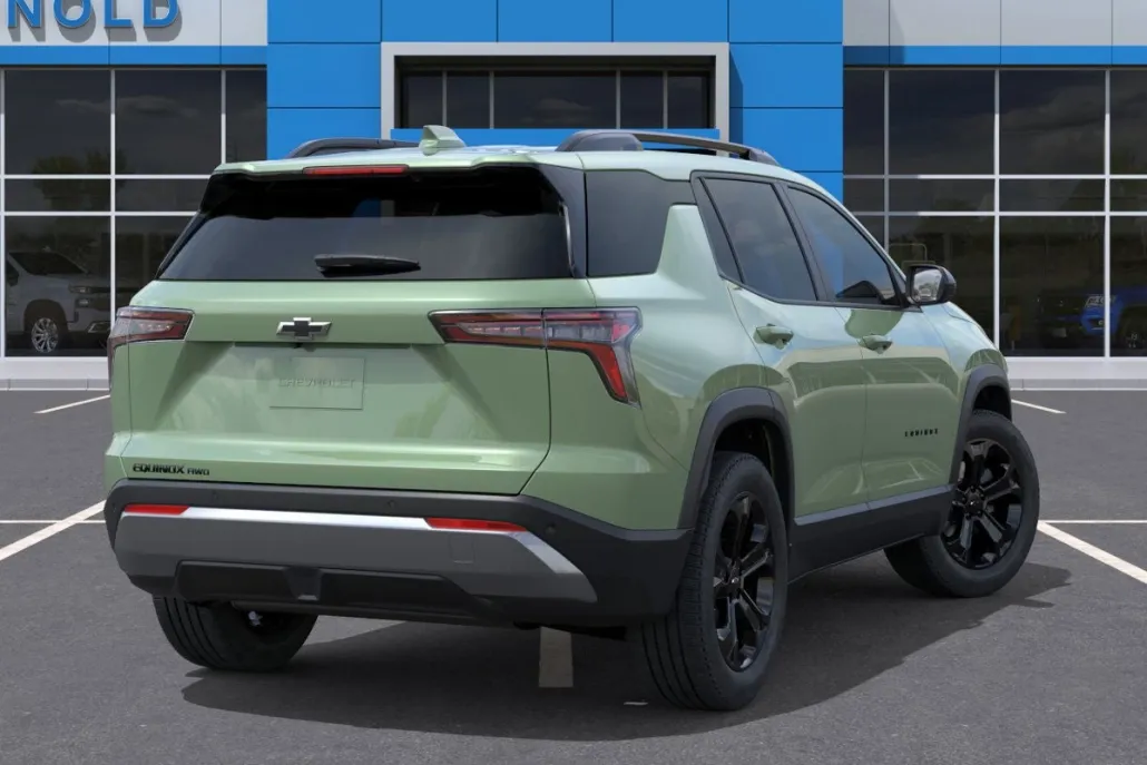 2026 Chevrolet Equinox LT photo 1