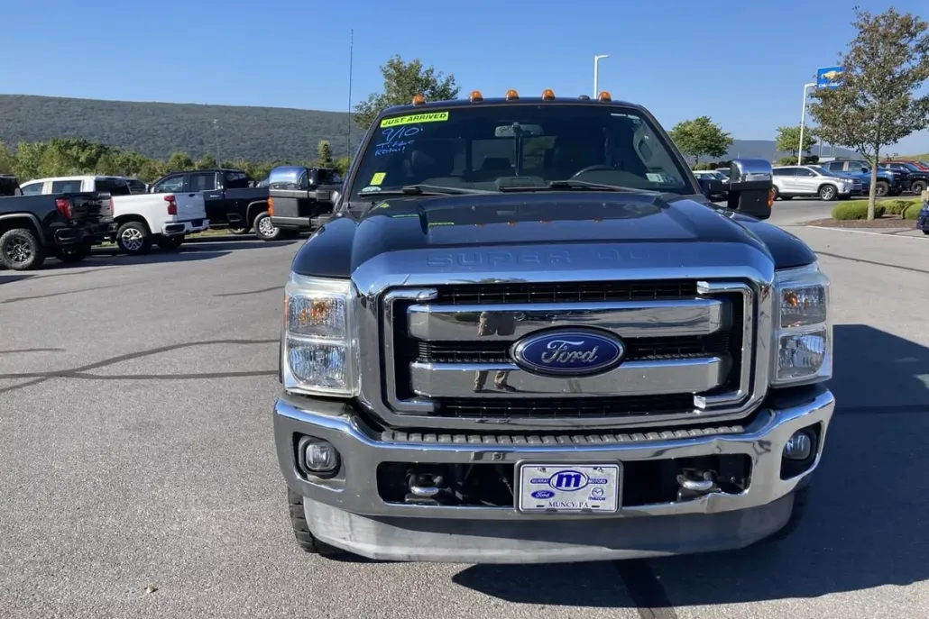 2013 Ford F-250 Lariat photo 1