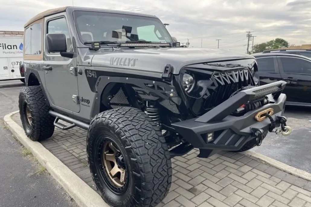2022 Jeep Wrangler Willys photo 1